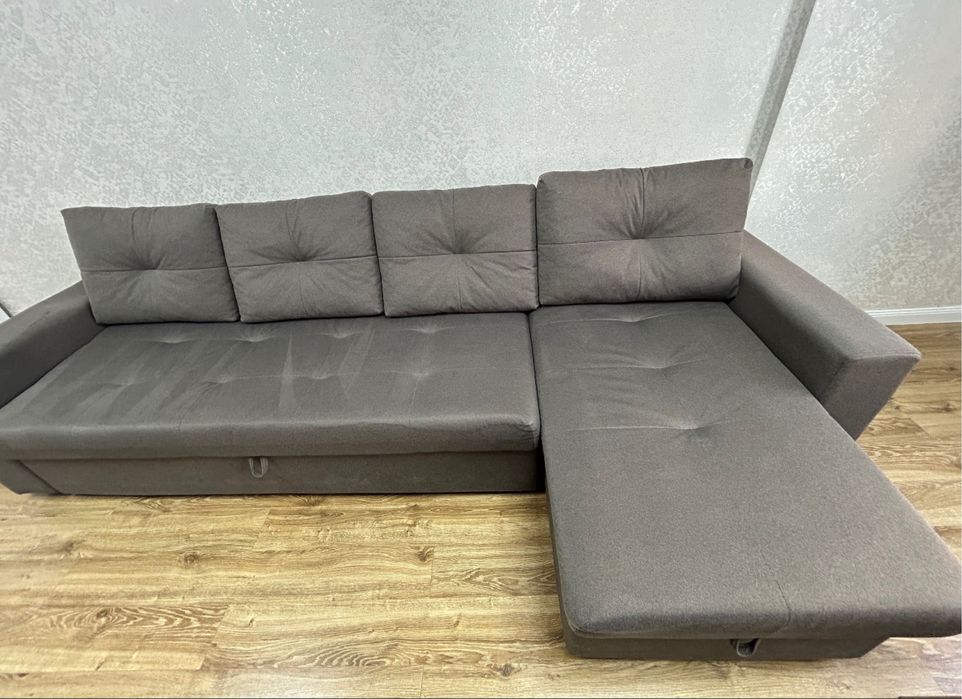 Продаю диван в хорошем состоянии