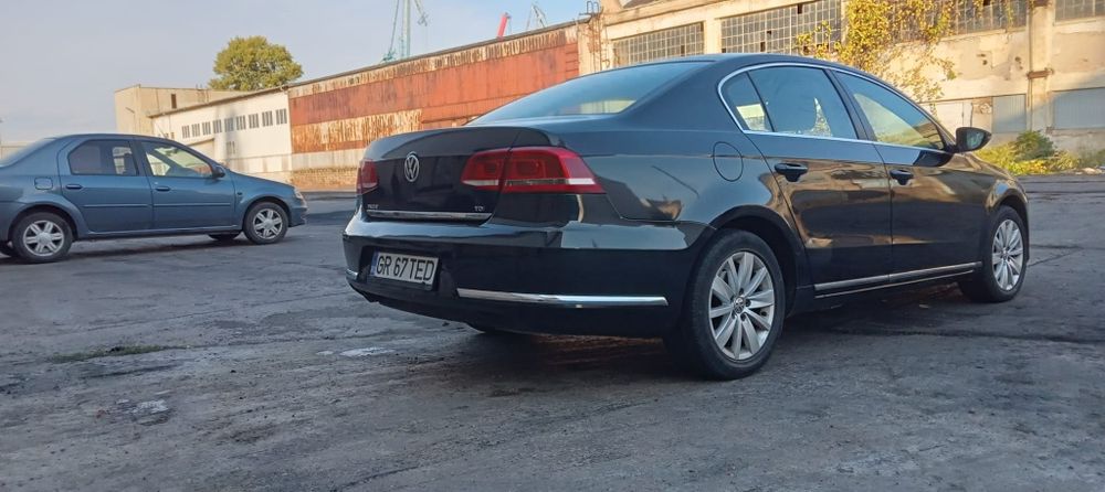 VOLKSWAGEN Passat 2011 — imagine 4