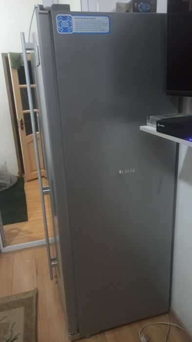 Холоделник ВЕКО двух камерний