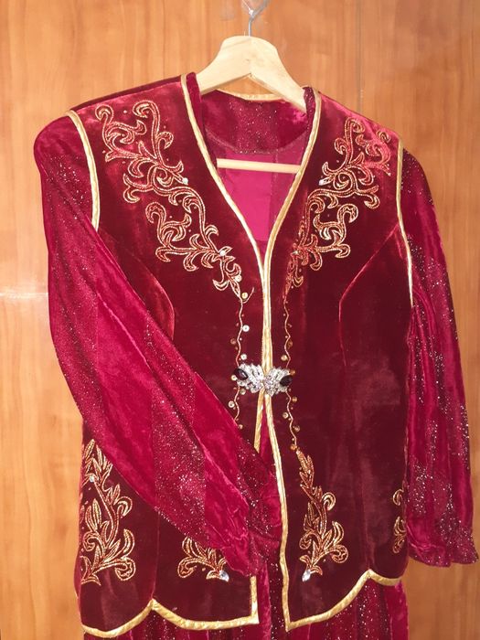 Әдемі қазақша киім