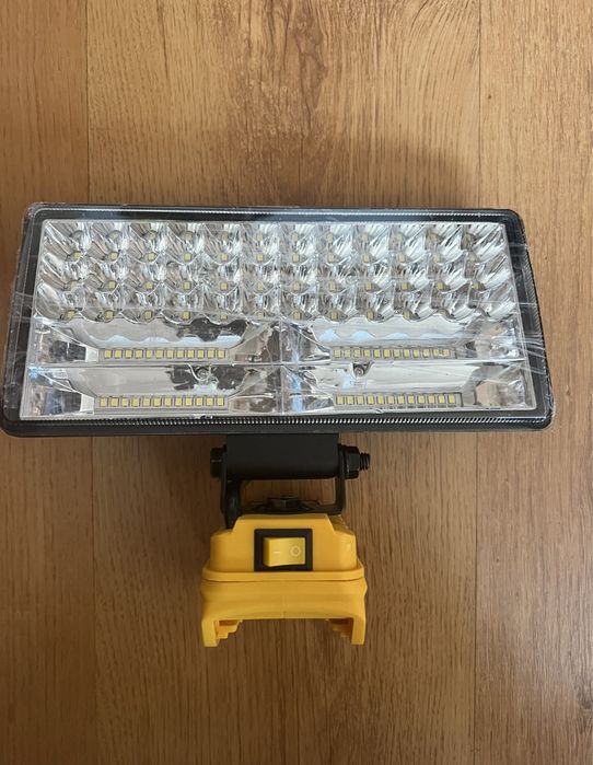 Лед лампа/led light за батерия dewalt/makita 90W JCB, батерии замакита