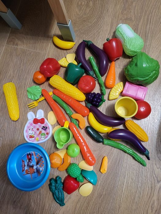 Bucatarie copii din lemn cu accesorii incluse