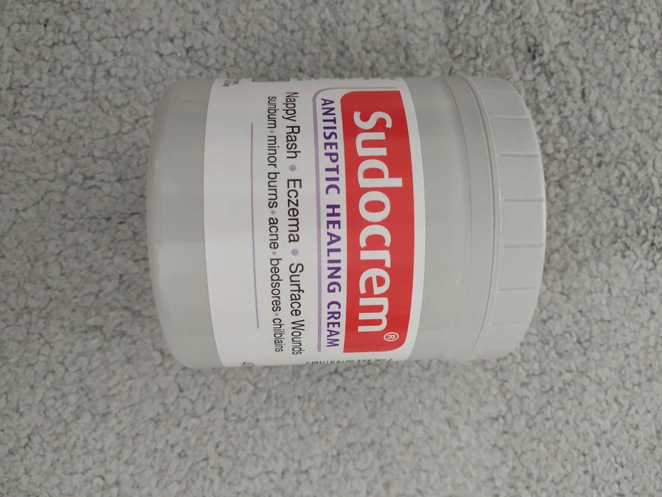 Бебешка козметика - Sudocrem, Bepanthen