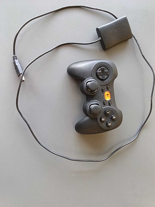 Безжичен Gamepad Logitech RumlePad 2