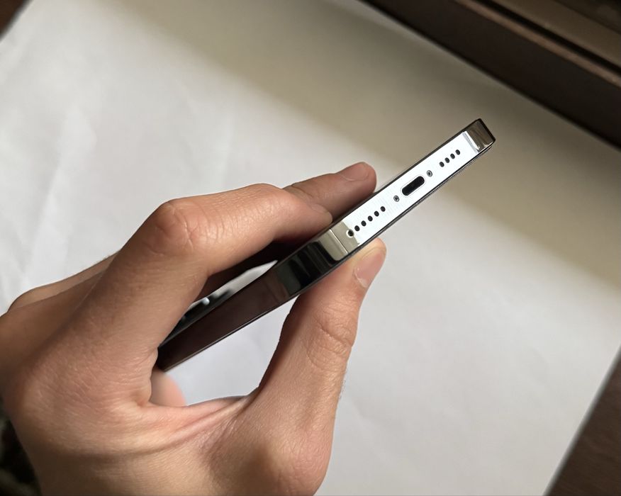 iPhone 14 pro max black