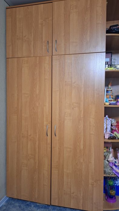 Шкаф, шкаф для одежды