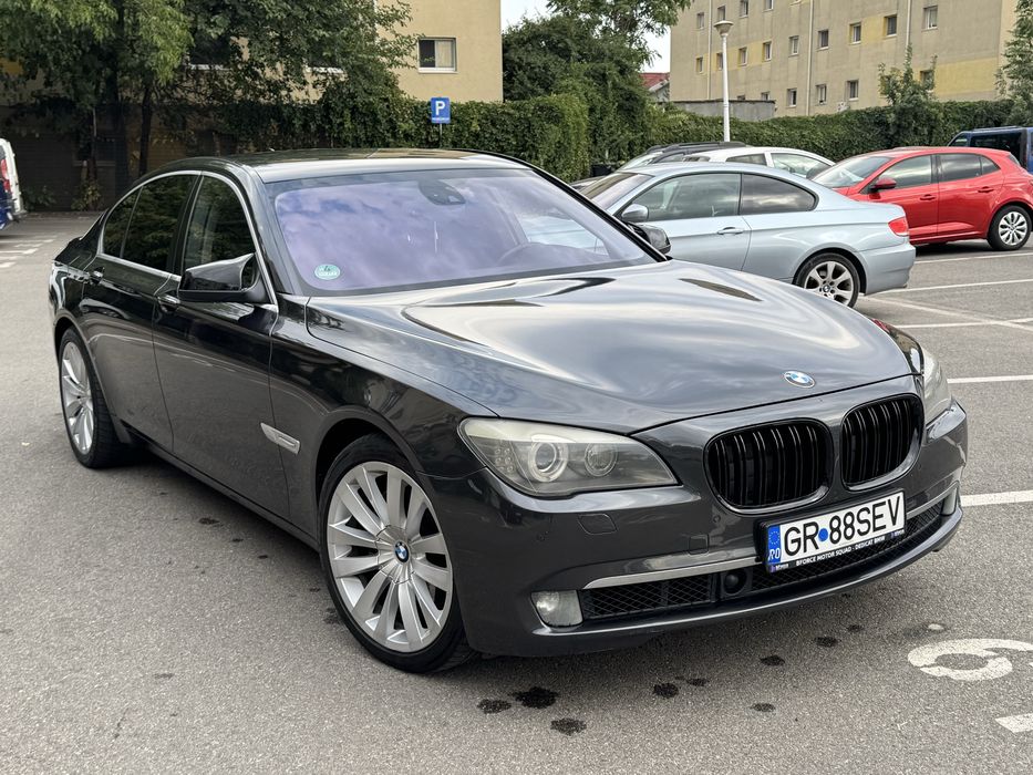 BMW Seria 7 2010 — imagine 2