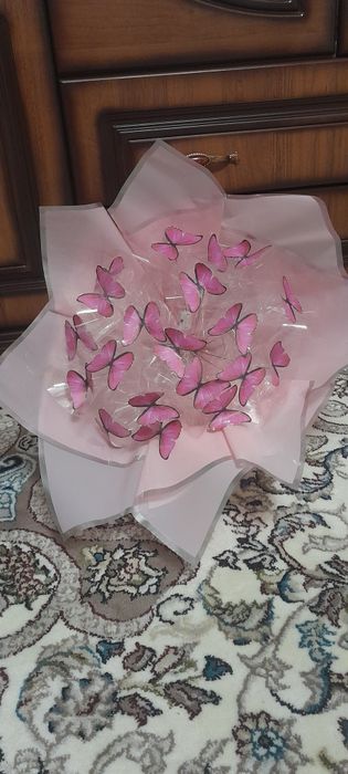 Trendviy kapalak buketlar