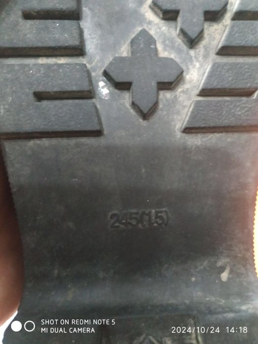 Продам сапожки 38 размера