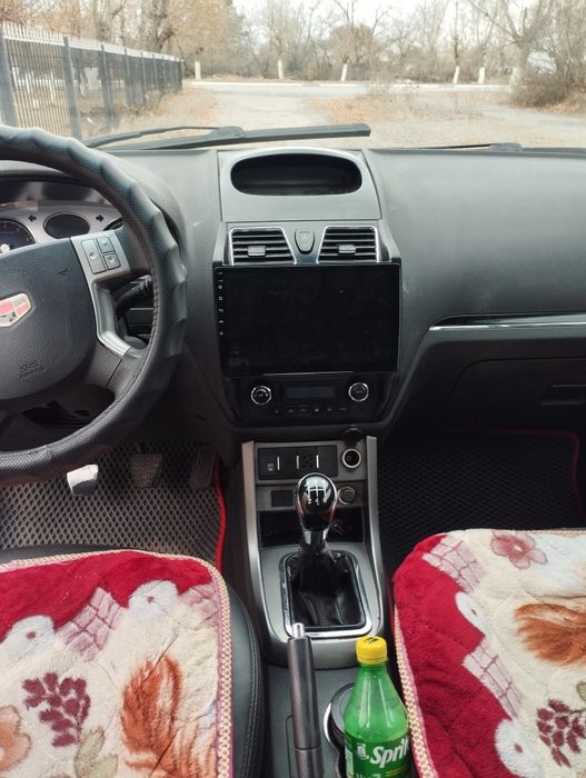 Джели емгранд 2015 г.1.8 об.