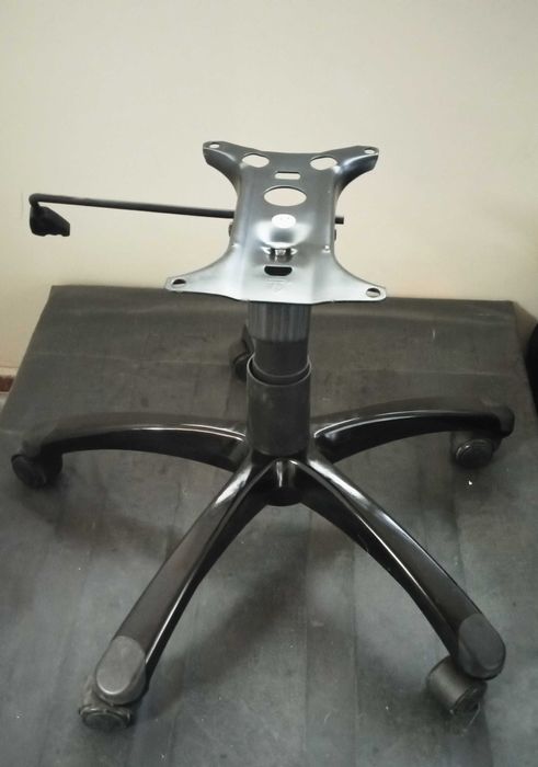 Кръстачка за офис геймърски стол