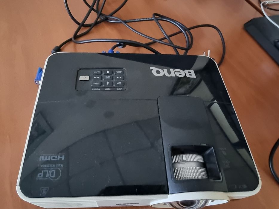 Проектор BENQ MW621 DLP