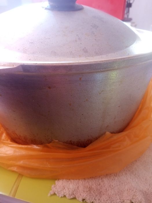 Продам казан 7литров