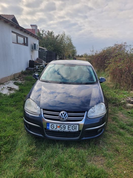 Volkswagen jetta 1.4 benzină an 2010 și variante ieftine