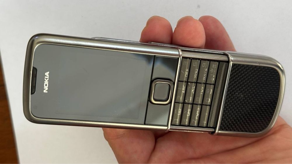 Nokia 8800 carbon titanium 4 gb