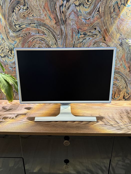 Монитор Samsung 824E391HL