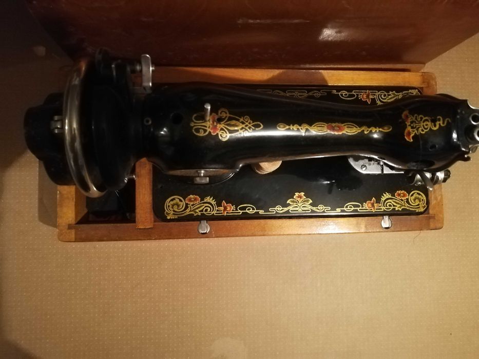 Шевна машина Сингер в отлично дъстояние