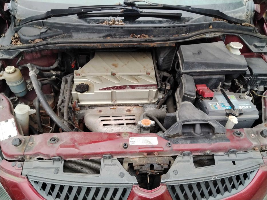 Mitsubishi Grandis 2.4i 165к.с. на части