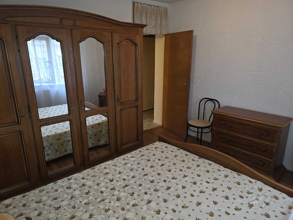 IEFTIN – Apartament cu doua camere spatios si decomandat in Tudor Vlad
