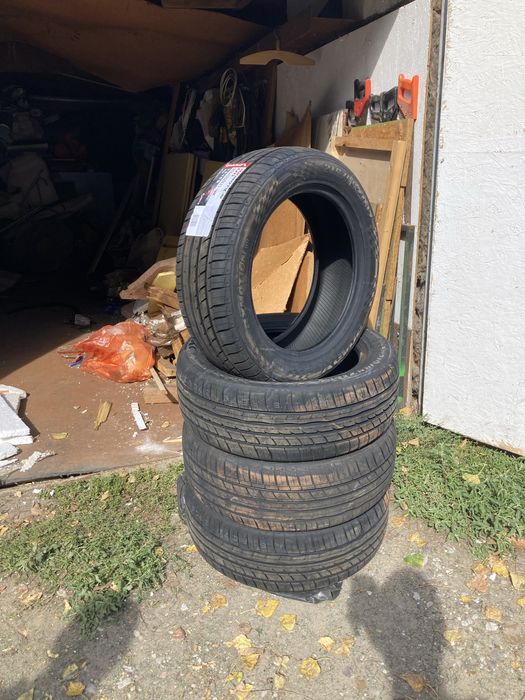 Продам резину ROADX