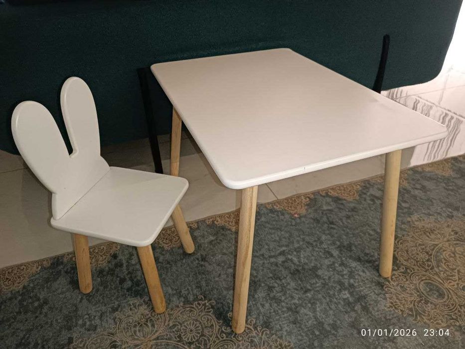 Детский стол и стул