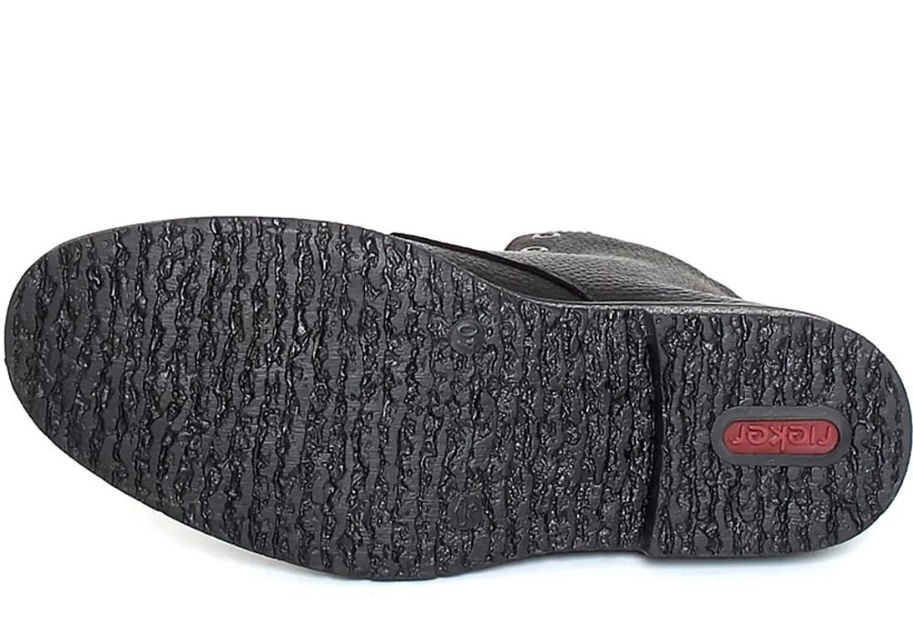 Зимние ботинки продам