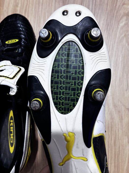 Crampoane fier ghete gazon fotbal puma King 44,2