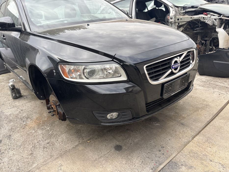 Usi stanga  față si spate dreapta față si spate volvo v50 break