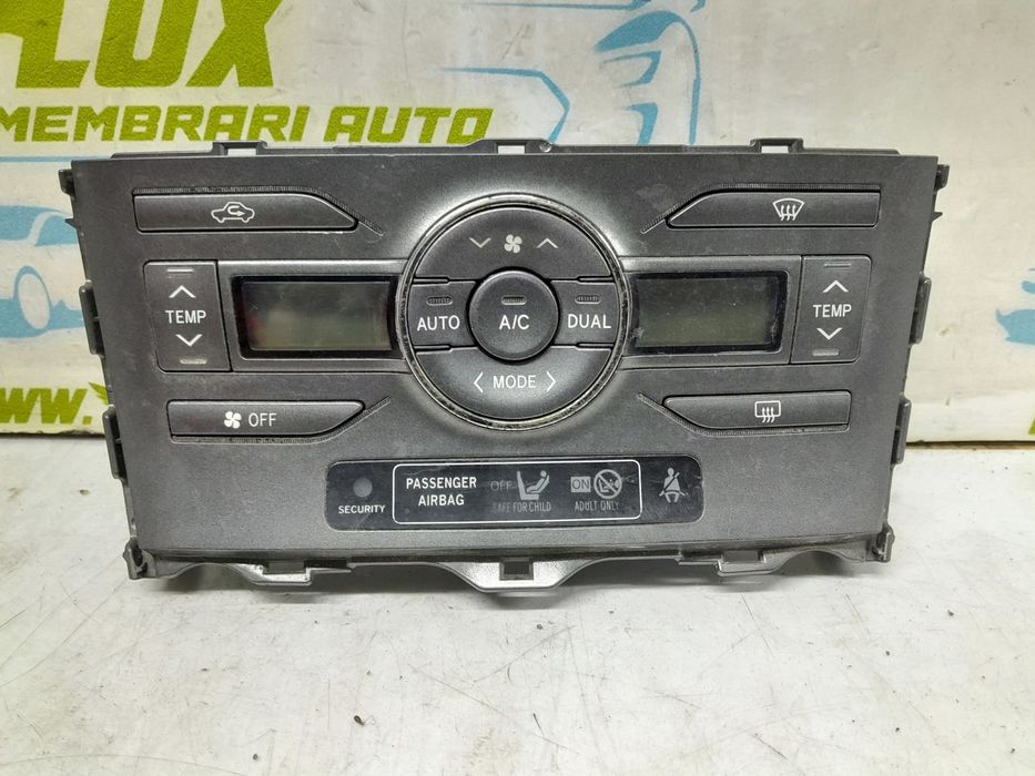 Panou comanda clima 55900-02220-B Toyota Auris 1 (facelift) (2010 - 2012)