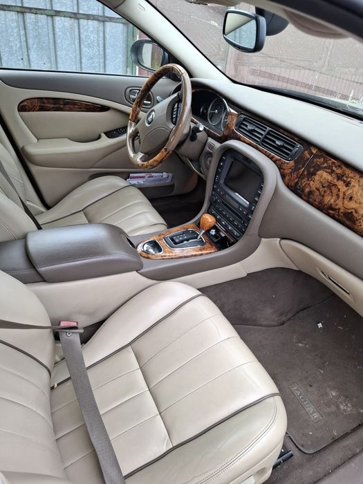 Jaguar 2.7 BiTdi 2008 Avariat