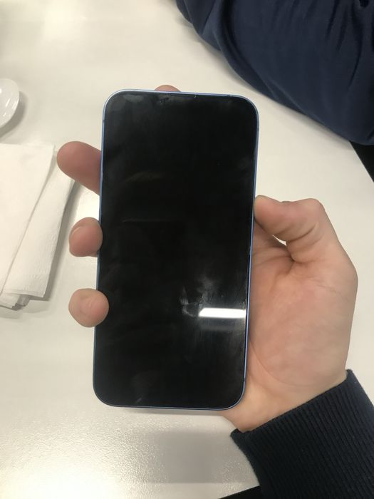 Айфон 13 128gb.