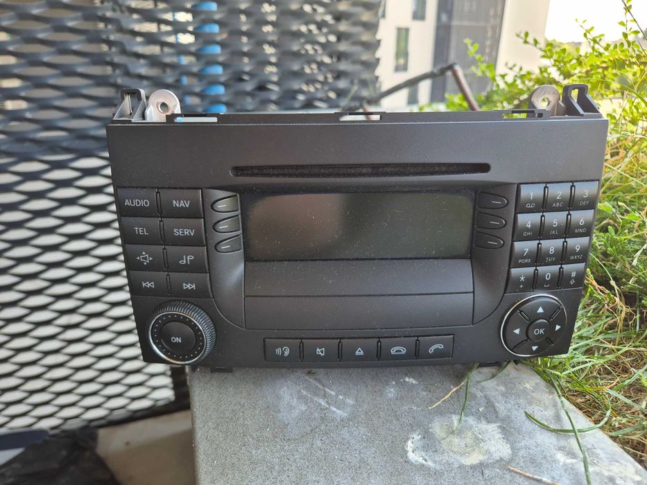 мултимедия замерцедес