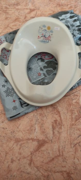 Продам детскую сидушку на унитаз