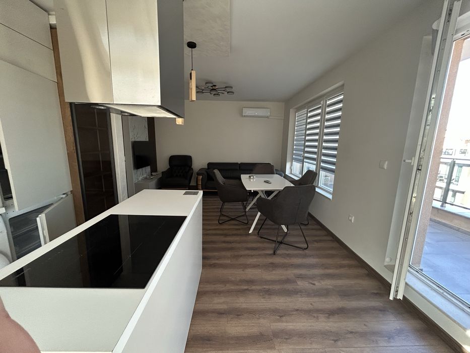 Дава се под наем Двустаен апартамент в Пловдив, Южен - 71 кв.м за 548.25 € - Снимка #1