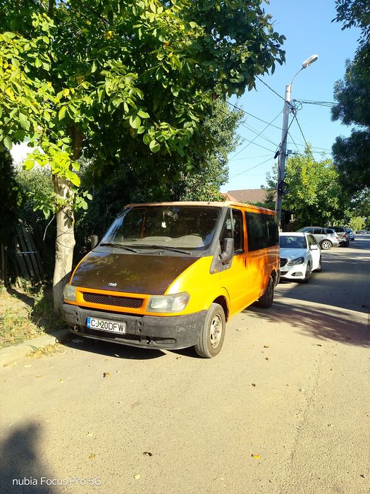 Ford transit 8+1 2.0td