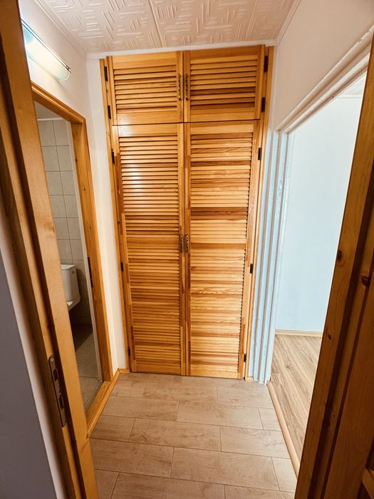 OPORTUNITATE! Apartament 2 camere, etajul 1, suprafață 58 mp, în Targoviște, chiar lângă Colegiul National Constantin Cantacuzino