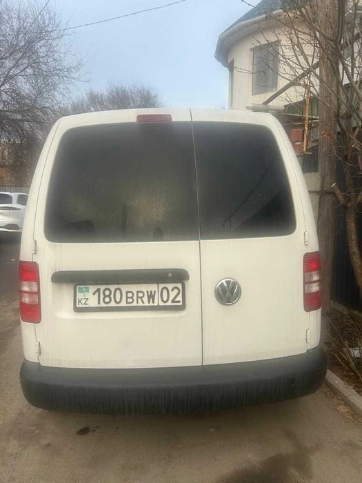 Volkswagen Caddy 2012 года 1,6 Дизель