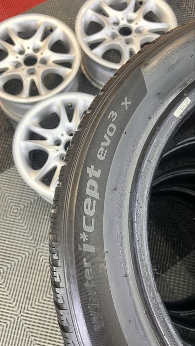 Алуминиеви джанти BMW със зимни гуми 235/55 R17