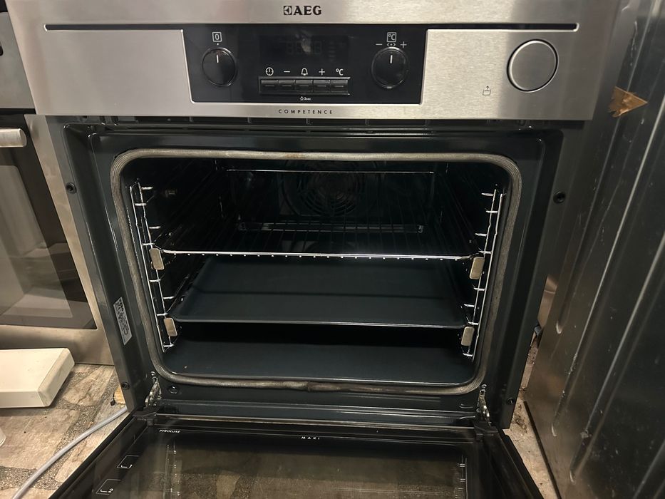 Фурна за вграждане Аег/Aeg