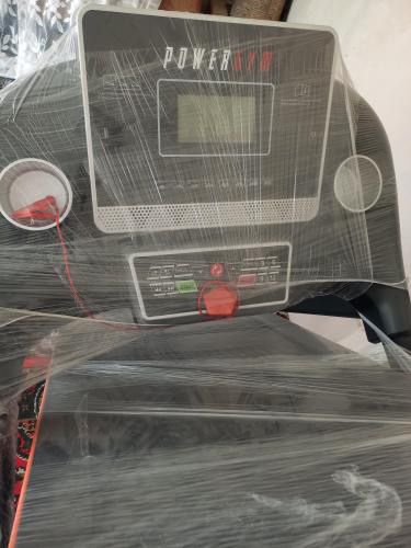 Беговая дорожка пользовались очень мало