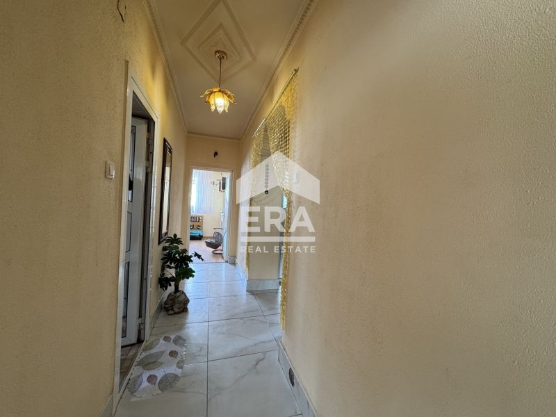 Продава се Многостаен апартамент в Силистра, Римска гробница - 137 кв.м за 869 €/кв.м - Снимка #9