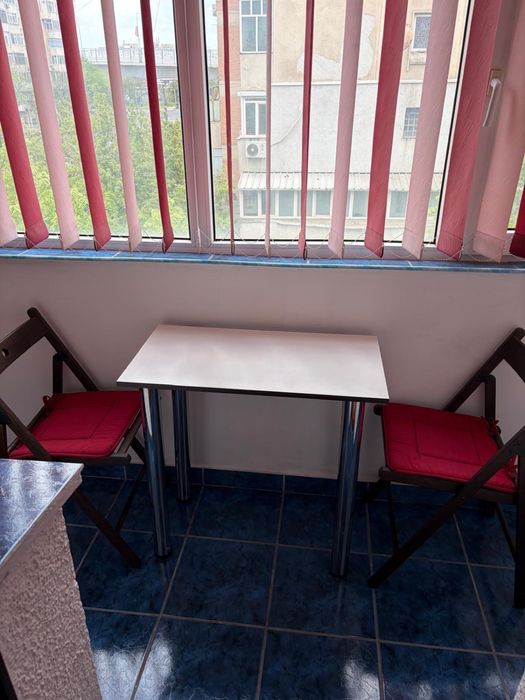 Inchiriez apartament