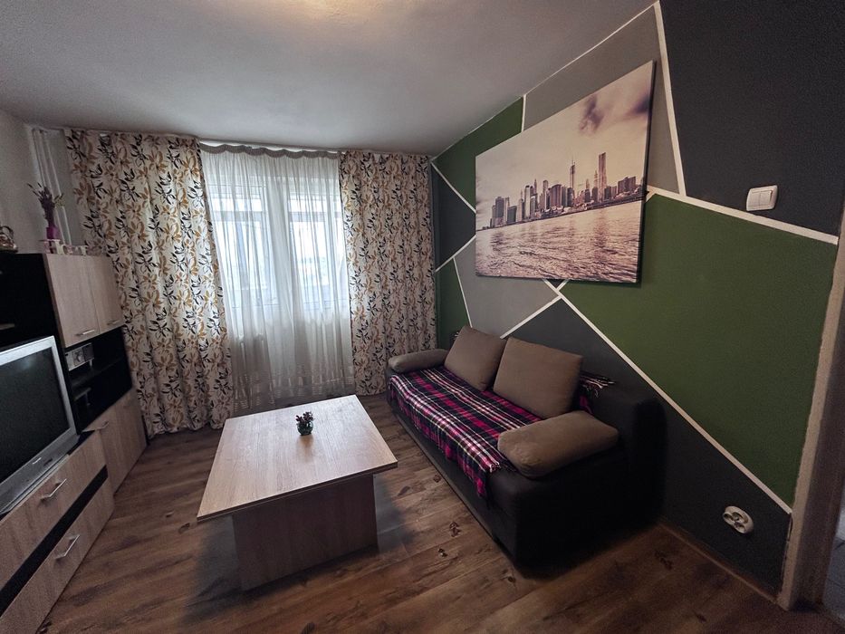 Închiriez apartament 2 camere