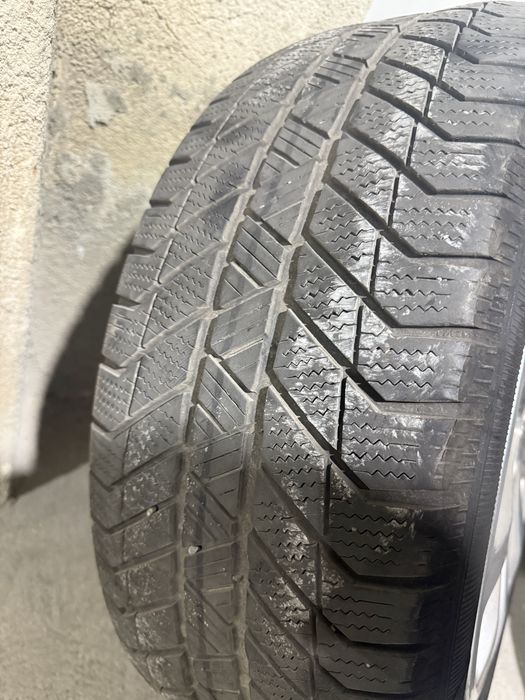 Джанти с гуми 17' оригинални Mercedes