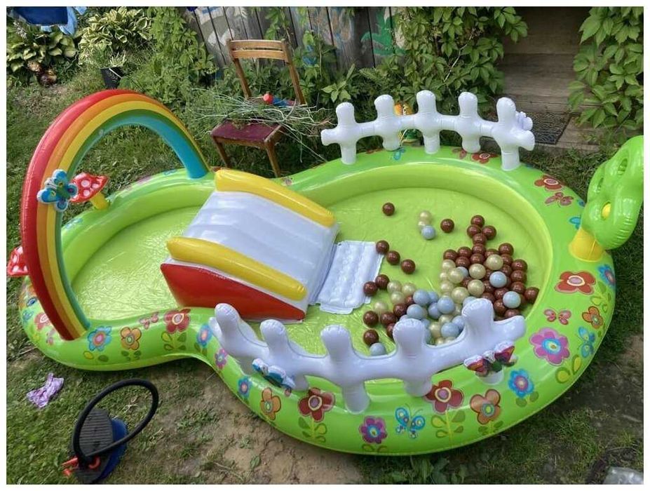 Бассейн INTEX детский.