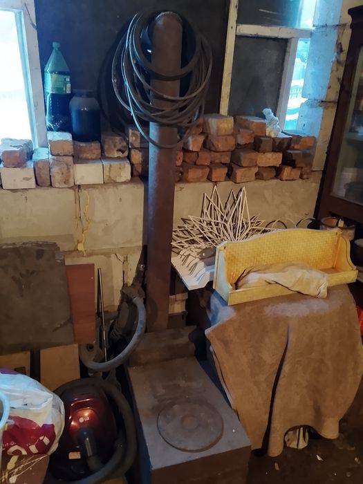 Буржуйка с дымоходом.