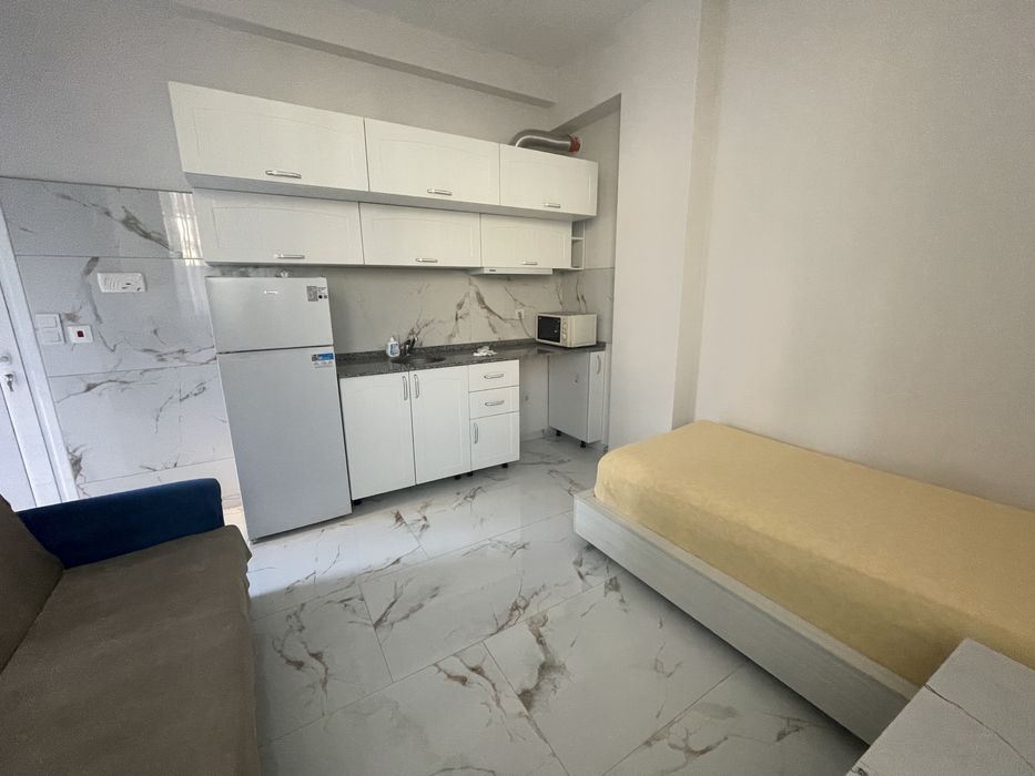 Дава се под наем Едностаен апартамент в Хасково, Дружба 1 - 34 кв.м за 193.8 € - Снимка #1