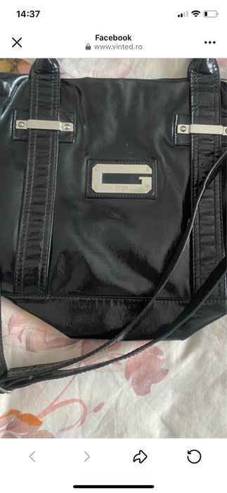 Geanta  Guess neagra lacuita