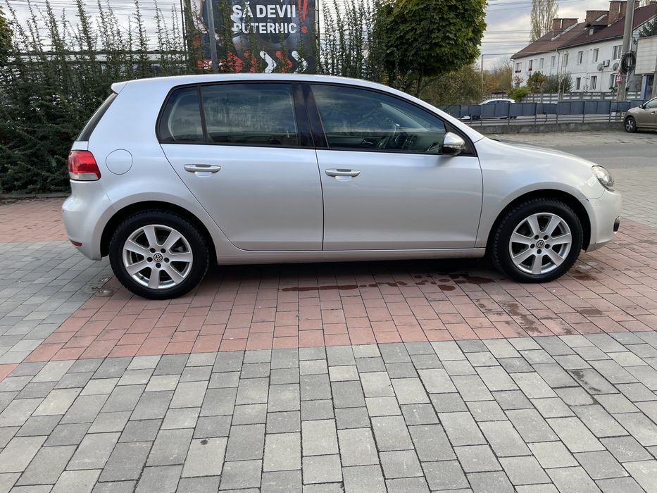 VOLKSWAGEN Golf 2010 — imagine 5