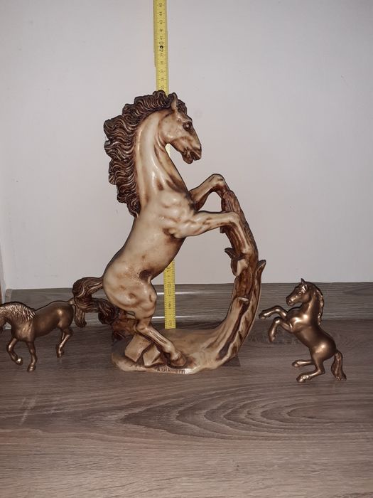 Фигура кон  A.Giannetti